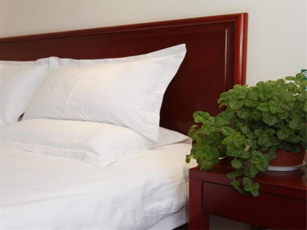 Greentree Alliance Beijing Film Academy Hotel エクステリア 写真